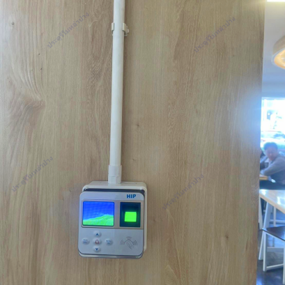 เครื่องสแกนลายนิ้วมือ