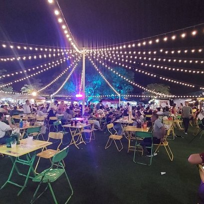 ตลาดต้นไทร แบริ่ง