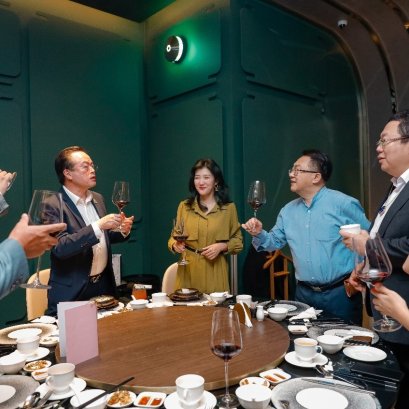 第67期精英俱乐部活动庆祝公司股东刘辉荣任泰国新政府第一副总理普汤阁下的首席顾问