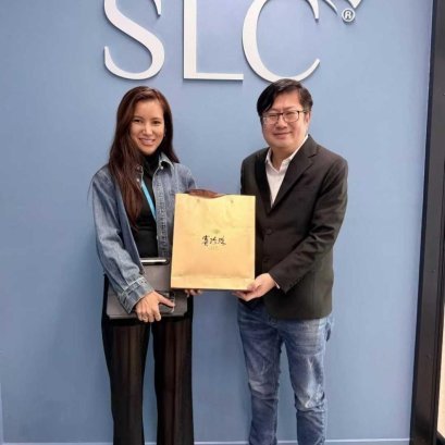 【CEO ของกลุ่มเข้าเยี่ยมโรงพยาบาลศัลยกรรมความงามชั้นนำของไทย SLC】