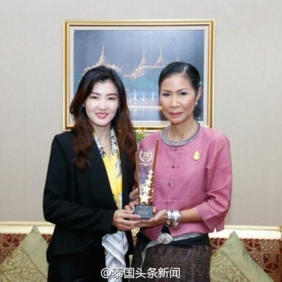 รัฐมนตรีว่าการกระทรวงการท่องเที่ยวและกีฬา ได้พบคุณหลุ่ย แซ่กั๊ว