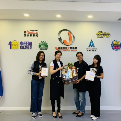 泰国娱乐公司GMMTV公关部经理拜访集团董事长郭蕊女士