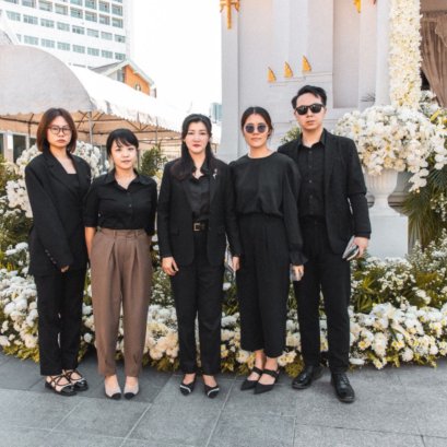 集团高层出席导演陈可辛之父陈铜民先生葬礼