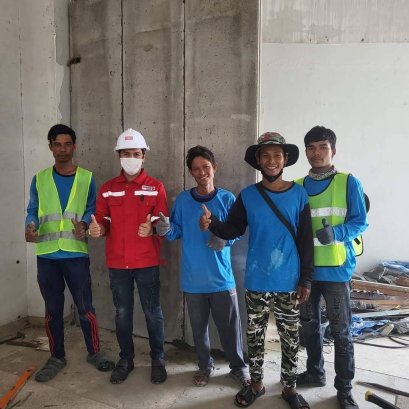 โครงการรีโนเวทอาคารโรงพยาบาลจุฬารัตน์9 เทรนนิ่งการติดตั้งผนังนวัตกรรม JAIBOONSPEEDWALL