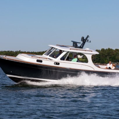 YANMAR กับ เรือลำที่ 1 ของ LYMAN-MORSE  รุ่น HOOD 35 - คำตอบแรกของการขับเคลื่อนอุตสาหกรรม