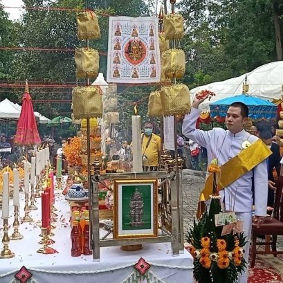 ร่วมหล่อพระพุทธรูปพระปัญจวัคคีย์ทั้ง 5