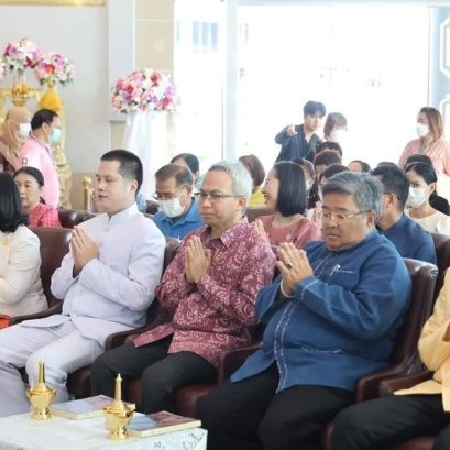 พลังบุญ ณ กระทรวงการพัฒนาสังคมและความมั่นคงของมนุษย์  อาจารย์ วิจักษณ์ สองจันทร์ ประธานมูลนิธิพุทธภูมิธรรม ร่วมกิจกรรม สวดมนต์ทำวัตรเช้า นั่งสมาธิ แผ่เมตตา เนื่องในวันมาฆบูชา