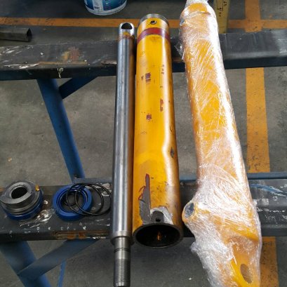 รับงานซ่อมเครื่องจักร 