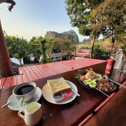 เที่ยวอันดามัน แดกแต่กะเพรา