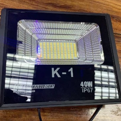 ไฟสนามโซล่าร์เซลล์ 40W กันน้ำ IP67