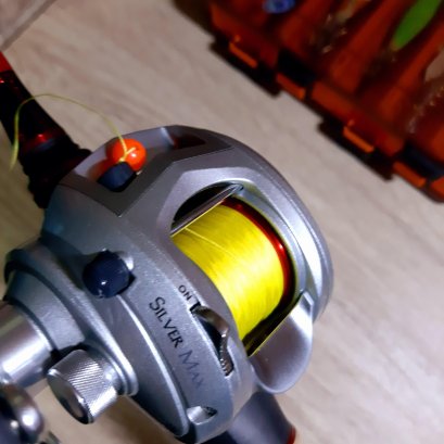 Abu Garcia รอกหยดน้ำ Silver-Max-L (หมุนซ้าย)