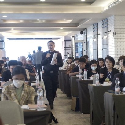 นายพรชัย รัตนตรัยภพ กรรมการผู้จัดการ  และนายปุรภัทร รัตนตรัยภพ  รับเชิญเป็นวิทยากรให้กับกรมส่งเสริมอุตสาหกรรม