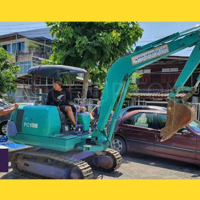 รีวิวรถแบคโคร Komatsu PC15-3E