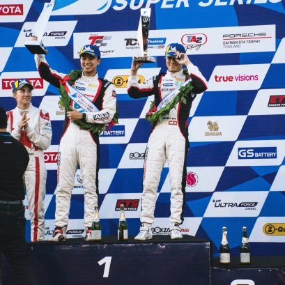 2 นักแข่งทีม est cola by AAS Motorsport ขึ้นบัลลังค์คว้าแชมป์ประเทศไทย Thailand Super Series 2018 ไปครองอีกครั้ง