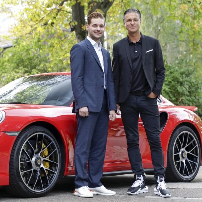 ปอร์เช่สนับสนุนเงินลงทุนแก่ WayRay องค์กร สตาร์ท-อัพ ในประเทศสวิสเซอร์แลนด์