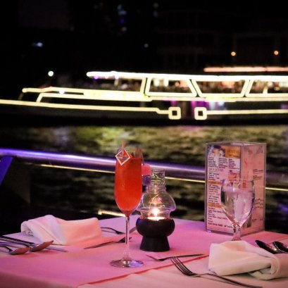 012PVT	ASIATIQUE RIVER FRONT & DINNER CRUISE *No Guide*