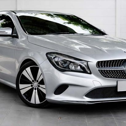 เปลี่ยนแบตเตอรี่ BENZ CLA 200 (C117) ปี 2013-2019 ราคาถูก ติดตั้ง ฟรี!