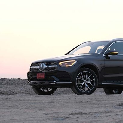 เปลี่ยนแบตเตอรี่ BENZ GLC 300e AMG Dynamic แบตหมด ราคาถูก ติดตั้ง ฟรี!