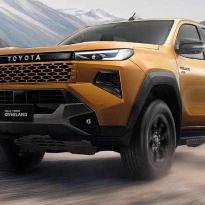 เปลี่ยนแบตเตอรี่ Toyota Hilux Travo แบตหมด ราคาถูก ติดตั้ง ฟรี!