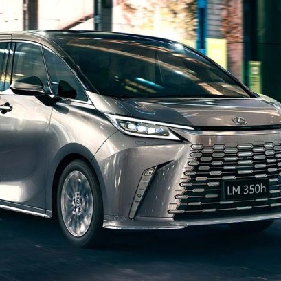เปลี่ยนแบตเตอรี่ Lexus LM 350h ตรงรุ่น ไม่ต้องดัดแปลง!