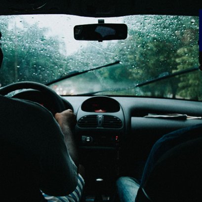 ขับขี่ปลอดภัยในหน้าฝน -เปลี่ยนแบตนอกสถานที่ 