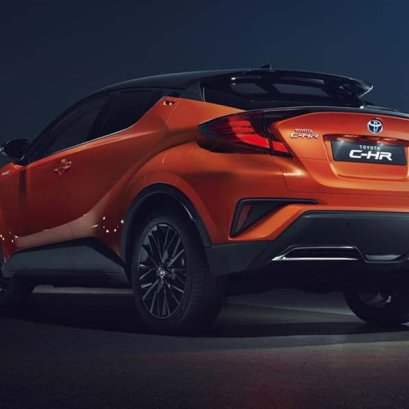 เปลี่ยนแบตเตอรี่ Toyota C-HR Hybrid แบตหมด ราคาถูก ติดตั้ง ฟรี!