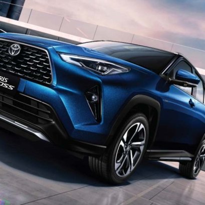 เปลี่ยนแบตเตอรี่ Toyota Yaris Cross Hybrid แบตหมด ราคาถูก ติดตั้ง ฟรี!