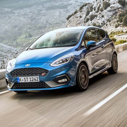 เปลี่ยนแบตเตอรี่ Ford Fiesta แบตหมด ราคาถูก ติดตั้ง ฟรี!