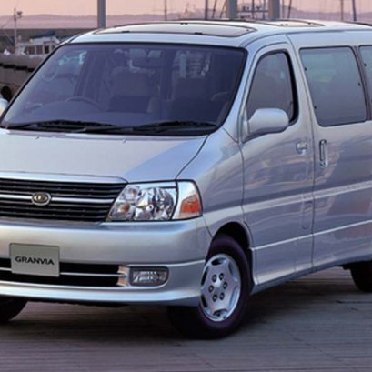 เปลี่ยนแบตเตอรี่ Toyota Granvia แบตหมด ราคาถูก ติดตั้ง ฟรี!