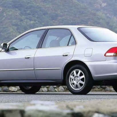 เปลี่ยนแบตเตอรี่ Honda Accord งูเห่า แบตหมด ราคาถูก ติดตั้ง ฟรี!