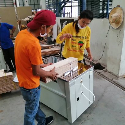 จัดส่งเครื่องรัดกล่องไต้หวัน CHALI รุ่น JN-740 14/11/62