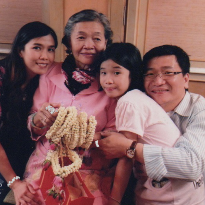 เพชรคือของขวัญวันแม่ที่ดีที่สุด