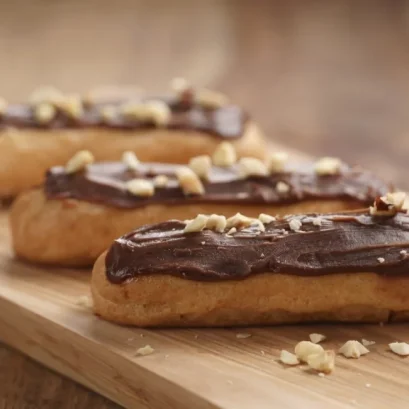 เอแคลร์_vs_ชูครีม