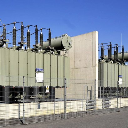 หม้อแปลงไฟฟ้าชนิดฉนวนน้ำมัน