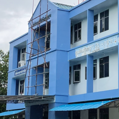 บ้านที่ใช้อุปกรณ์ก่อสน้างของตราดมั่นคง