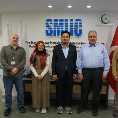 ผู้อำนวยการสถาบันฯ เข้าเยี่ยมเยียนและประชุมหารือร่วมกับ SMIIC