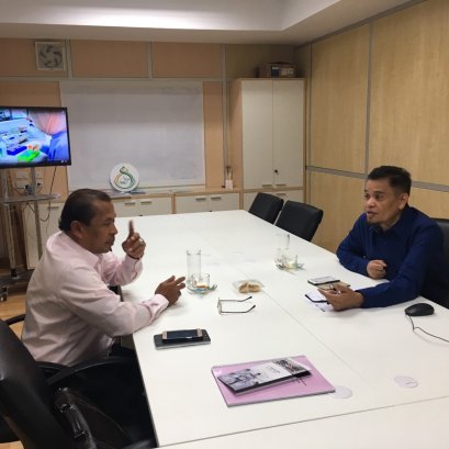 ผอ.บริษัท มาเดียน เอ็นเตอร์ไพรส์ (ประเทศไทย)เข้าพบ รอง ผอ.สถาบันฯเพื่อปรึกษาหารือเกี่ยวกับฮาลาลประเทศไทย