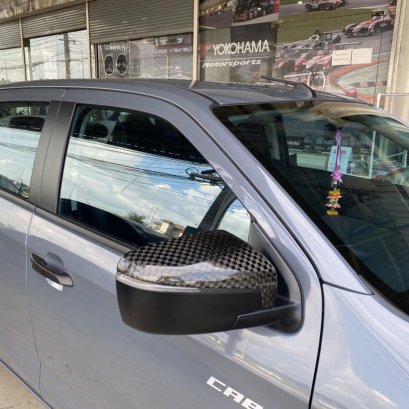 ฟิล์มฟ้าใสแบบเซรามิค สายซิ่ง สีนวลๆ ใสๆ ถูกใจวัยรุ่น