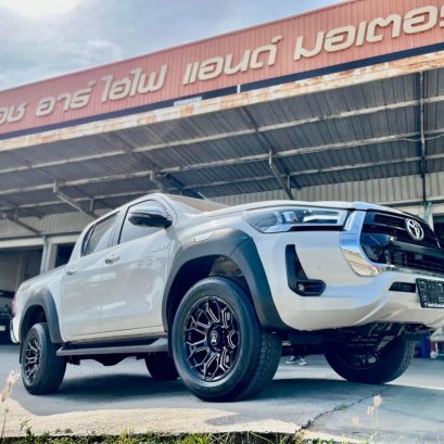 Mohawk Geronimo ล้อแท้จาก Wheels Performance ผลิตแบบ Low Pressure สวยงามลงตัว 