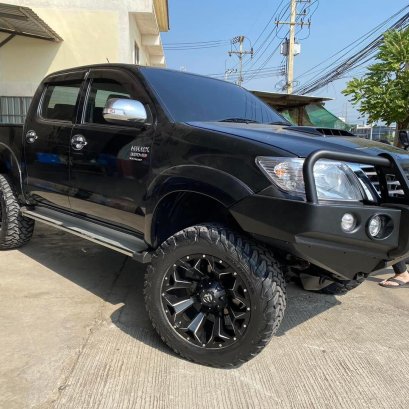 TOYOTA HILUX VIGO ยก 3 นิ้ว โช๊ค Profender ชุดใหญ่ พร้อมล้อแม็กซ์ FUEL ขอบ 20 และ ยาง Hankook RT 33x12.5x20 ประกบด้วย กันชนหน้าหลัง Piak 