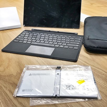 Surface Pro 4 จอสั่น