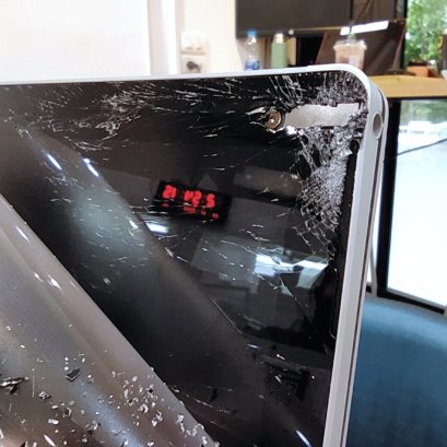 ซ่อม Surface Book จอแตก