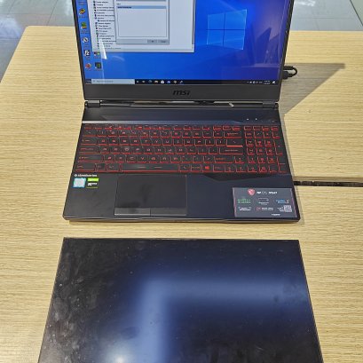 เปลี่ยนจอ MSI GL65