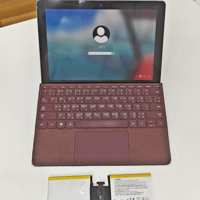 ซ่อม Surface Go 1 แบตบวม เปลี่ยนแบตใหม่อย่างปลอดภัย โดยช่างผู้เชี่ยวชาญ