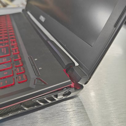 ซ่อม MSI GL63 บานพับหัก โครงสร้างแตก เปลี่ยนบอดี้ใหม่ 