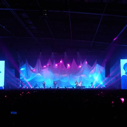 กาลมินิ คอนเสิร์ต: แทททูฯ ปลอบผี ไม่มีย้อนหลัง - ระบบภาพแบบ Projection Mapping + IMAG