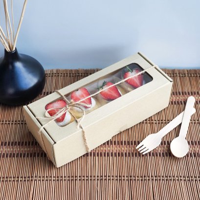 กล่องลูกฟูกเจาะหน้าต่างทรงยาว