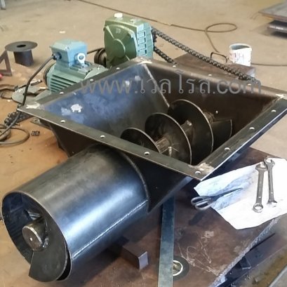 Simple type screw feeder