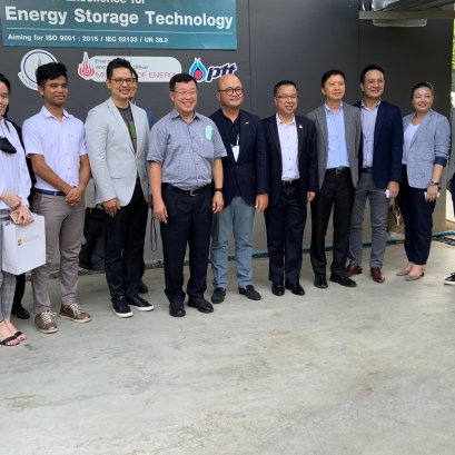 ศูนย์ความเป็นเลิศด้านเทคโนโลยีกักเก็บพลังงาน (CEST) ให้การต้อนรับ ผู้บริหารระดับสูง คุณนฤตม์ เทอดสถีรศักดิ์ (รองเลขาธิการ BOI) และ คุณธนวัฒน์ สุธรรมพันธุ์ (กรรมการผู้จัดการใหญ่ บริษัท Microsoft ประเทศไทย) และคณะ ในโอกาสเข้าเยี่ยม EECi และสถาบันวิทยสิริเมธ