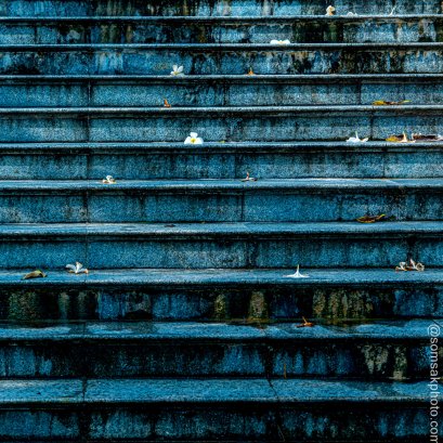 บันไดขึ้นและลง หรือ ไปข้างๆ